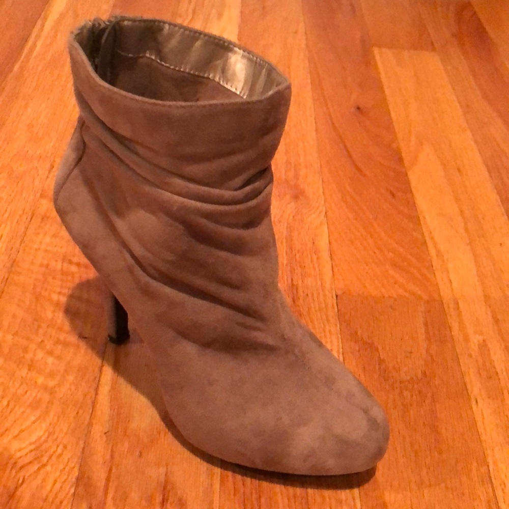 Booties - Picture 3 of 6